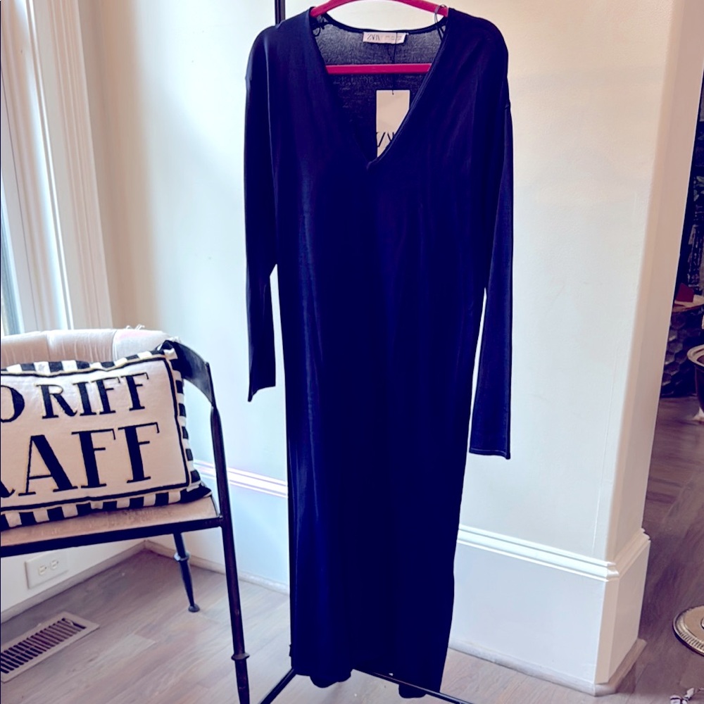 Zara Blue Long Sleeve V-Neck dark navy dress new with tags